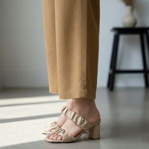 London fog tan chunky summer sandal heels size 8.5 women’s heels